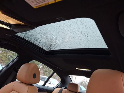 Certified 2023 BMW 540i xDrive w/ Premium Package image 11