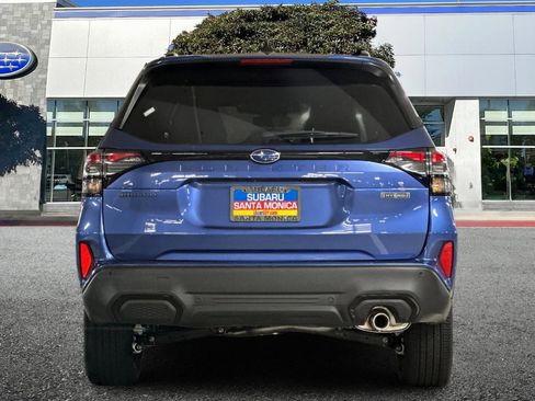 New 2025 Subaru Forester Touring AWD/4WD image 5