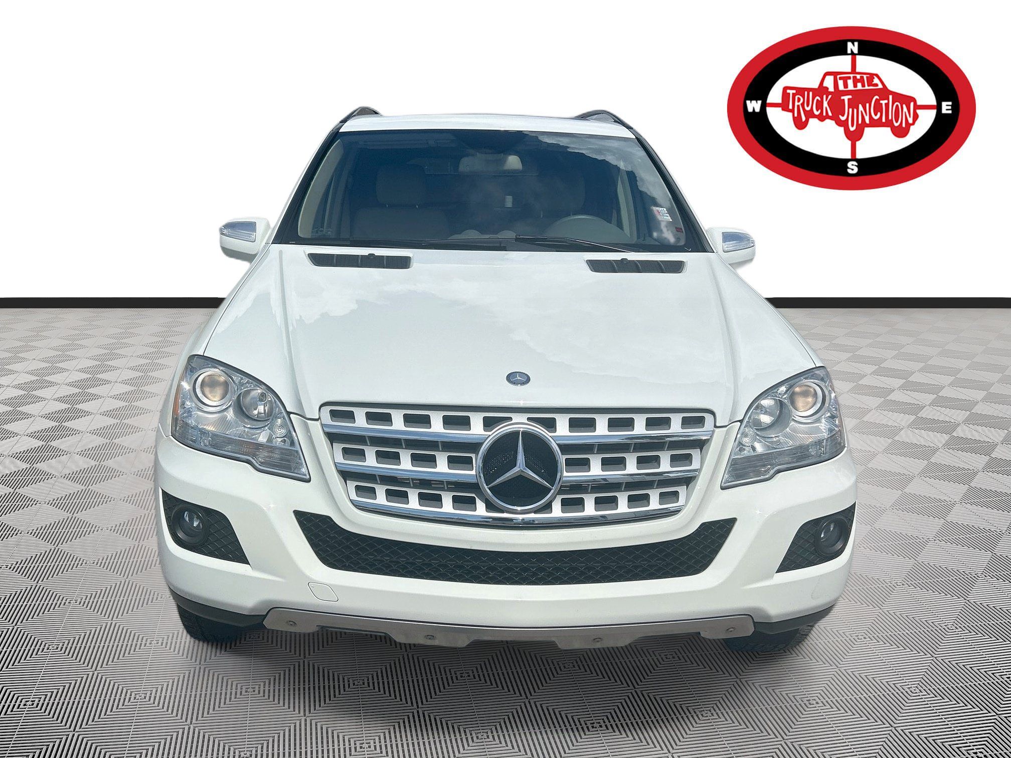 Used 2010 Mercedes-Benz ML 350 2WD image 2