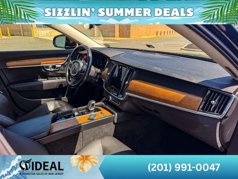 Used 2022 Volvo S90 B6 Momentum AWD/4WD image 23