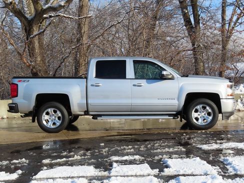 Certified 2018 Chevrolet Silverado 1500 LT w/ All Star Edition image 2