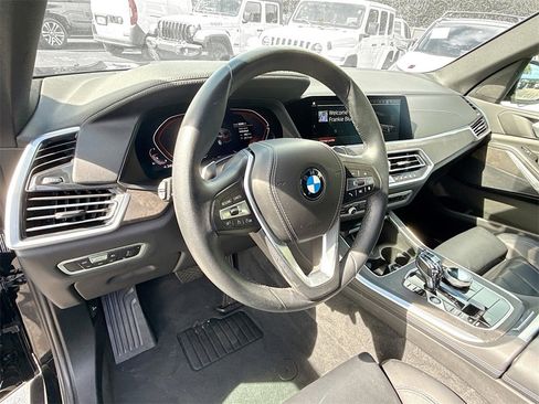 Used 2022 BMW X5 xDrive40i w/ Premium Package image 12