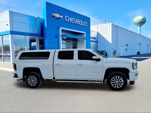Used 2016 GMC Sierra 1500 Denali image 2