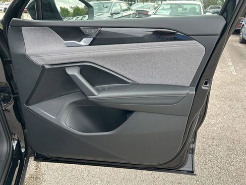 New 2026 Volkswagen Tiguan S image 41