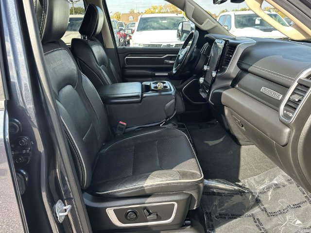 Used 2019 RAM 1500 Laramie AWD/4WD image 20