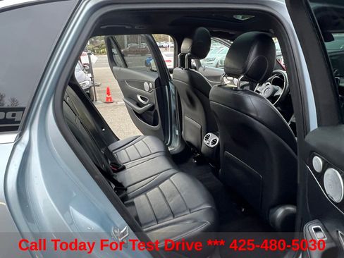 Used 2018 Mercedes-Benz GLC 300 4MATIC image 30