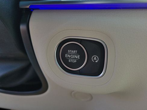 New 2026 Mercedes-Benz GLS 450 4MATIC image 28