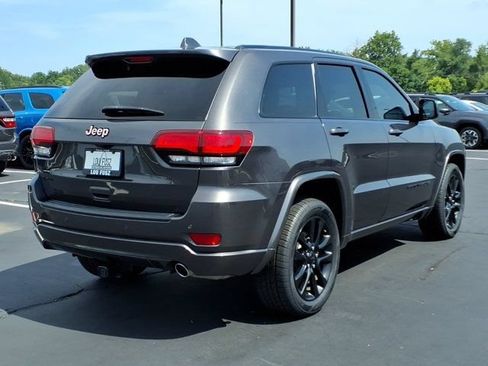 Used 2021 Jeep Grand Cherokee Laredo X AWD/4WD image 28