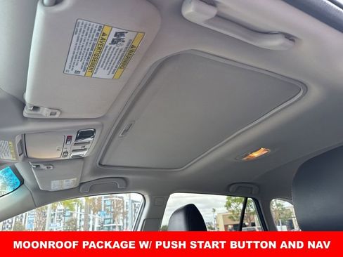Used 2016 Subaru Outback 2.5i Limited AWD/4WD image 8
