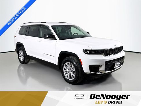 Used 2022 Jeep Grand Cherokee L Limited image 1