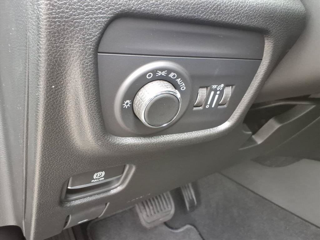 New 2027 Jeep Grand Cherokee Altitude AWD/4WD image 22