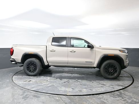 New 2026 GMC Canyon Elevation image 2