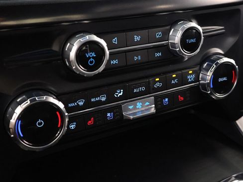 Used 2024 Ford F150 Lariat AWD/4WD image 48
