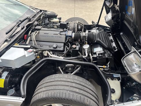 Used 1996 Chevrolet Corvette Convertible image 23