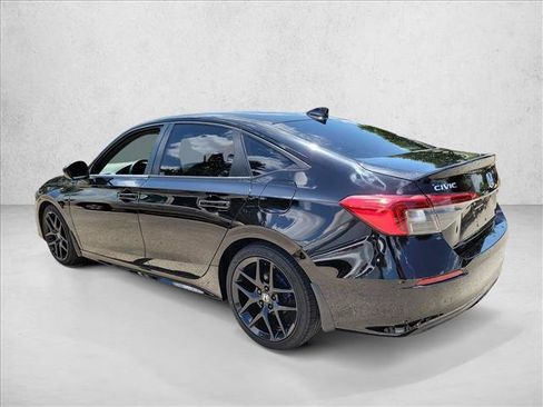 Used 2023 Honda Civic Sport image 7