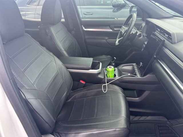 Used 2025 GMC Terrain Elevation w/ Elevation Premium Package AWD/4WD image 20