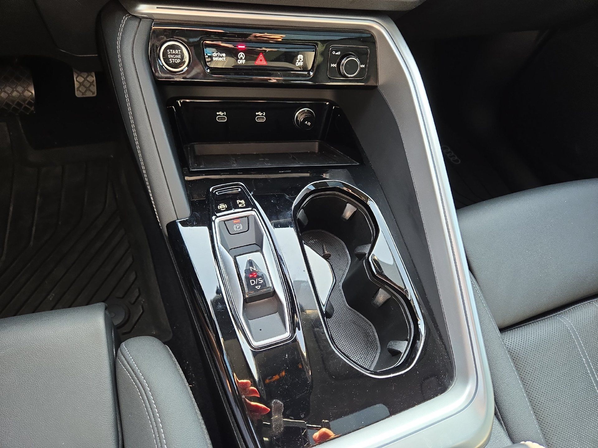 Used 2025 Audi Q5 Premium Plus w/ Premium Plus AWD/4WD image 22