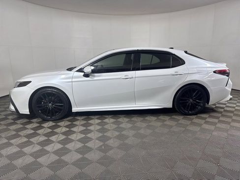 Used 2021 Toyota Camry XSE w/ Navigation Package image 7