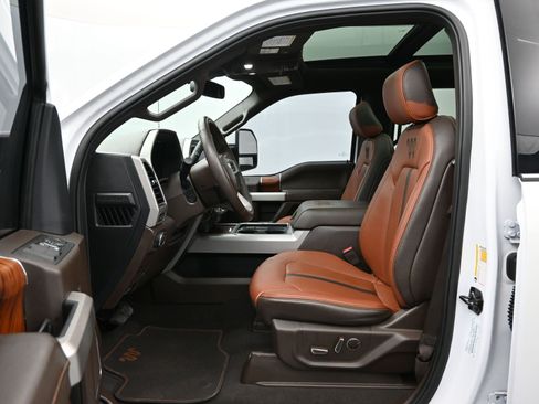 Used 2022 Ford F250 King Ranch w/ King Ranch Ultimate Package image 8