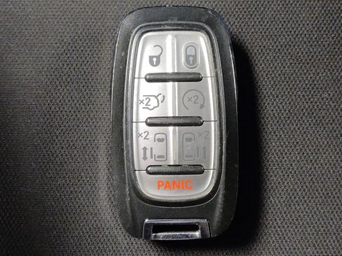 Used 2022 Chrysler Voyager LX FWD image 32