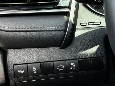 Used 2024 Toyota Camry SE FWD image 20