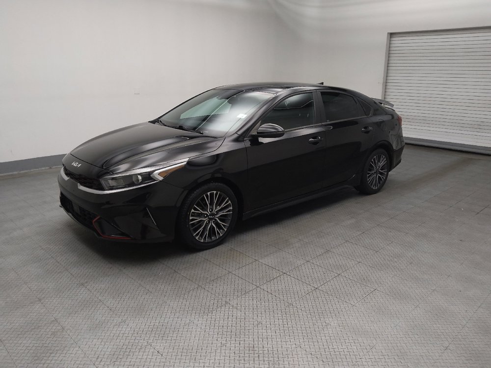 Used 2023 Kia Forte GT-Line w/ GT-Line Premium Package FWD image 2
