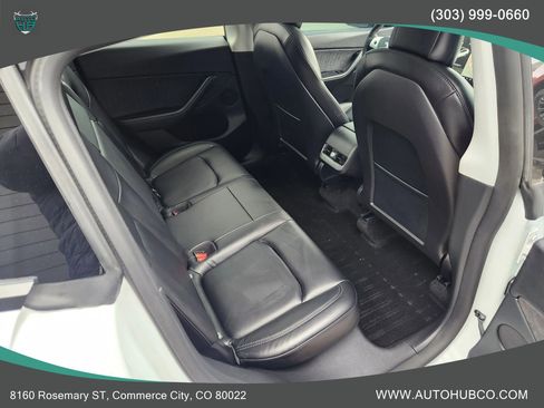 Used 2021 Tesla Model Y Performance image 12