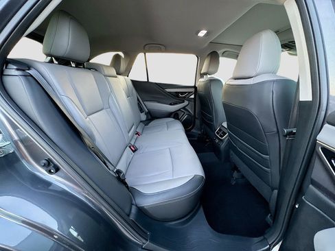 Certified 2025 Subaru Outback Limited image 39