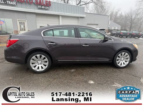 Used 2014 Buick LaCrosse Premium image 9