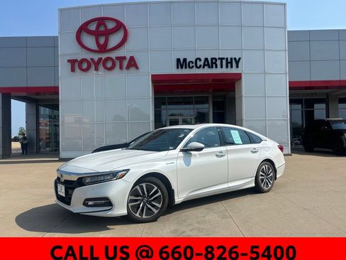 Used 2020 Honda Accord Touring image 1