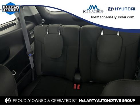 Used 2023 Ford Explorer XLT image 30