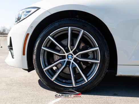 Used 2019 BMW 330i xDrive xDrive w/ Convenience Package image 9