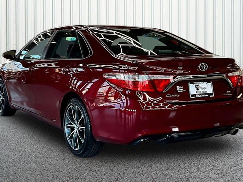Used 2016 Toyota Camry SE FWD image 4