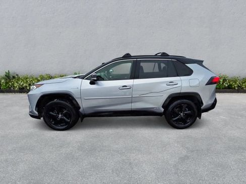 Used 2019 Toyota RAV4 XSE image 9