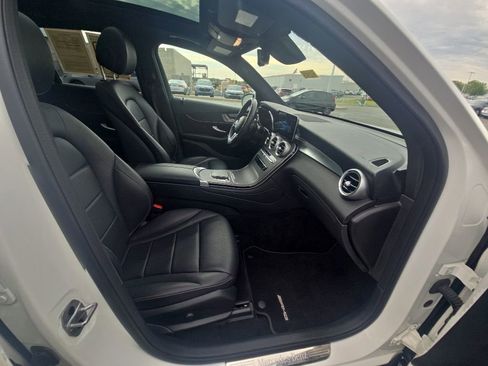 Used 2022 Mercedes-Benz GLC 300 4MATIC image 33