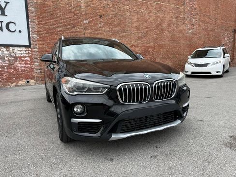 Used 2017 BMW X1 xDrive28i AWD/4WD image 2