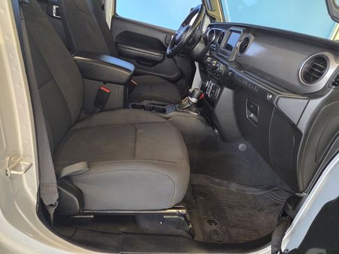 Used 2022 Jeep Wrangler Unlimited Sport image 20