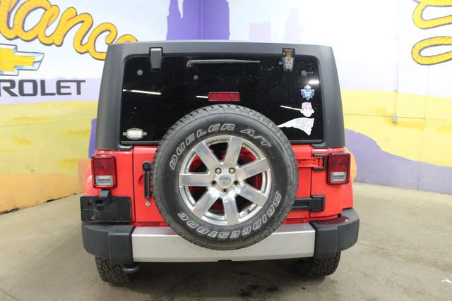 Used 2013 Jeep Wrangler Unlimited Sahara w/ Dual Top Group AWD/4WD image 7