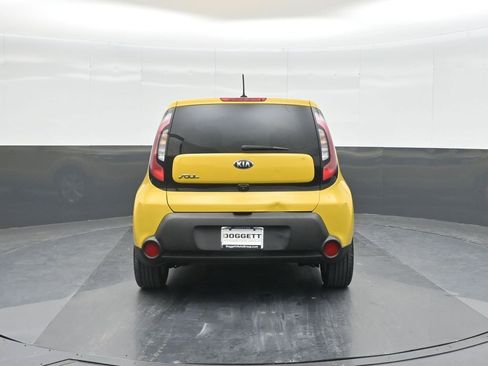 Used 2014 Kia Soul + w/ UVO w/Eservices Package image 17