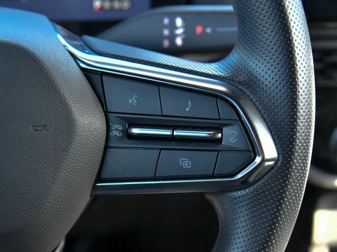 Used 2024 Honda Prologue EX image 34