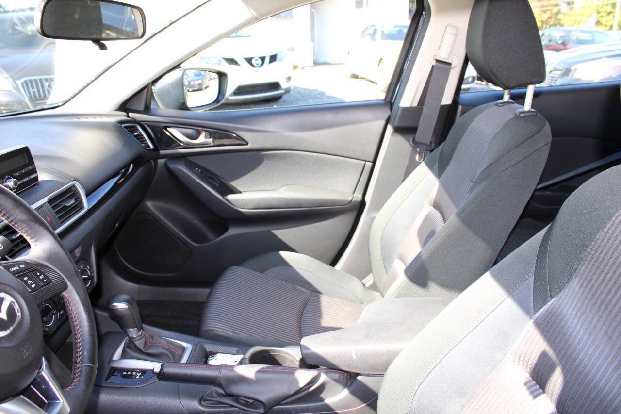 Used 2014 MAZDA MAZDA3 i Touring w/ Moonroof Package 1 FWD image 14
