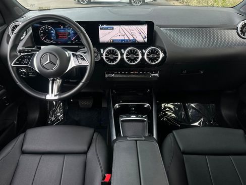 Certified 2025 Mercedes-Benz GLA 250 image 3