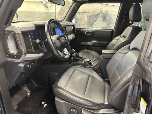 Used 2022 Ford Bronco Everglades image 12