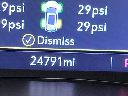 Certified 2024 Chevrolet Blazer LT w/ Convenience Package image 2