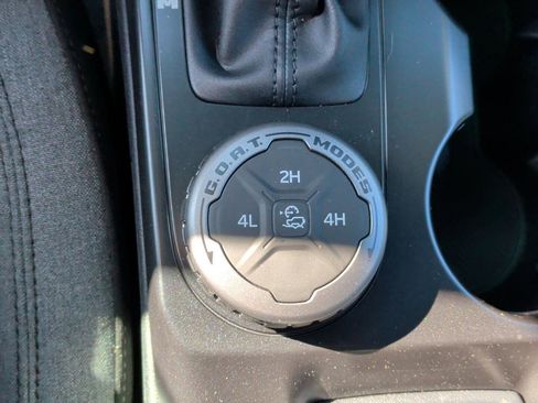 New 2025 Ford Bronco 4-Door image 11