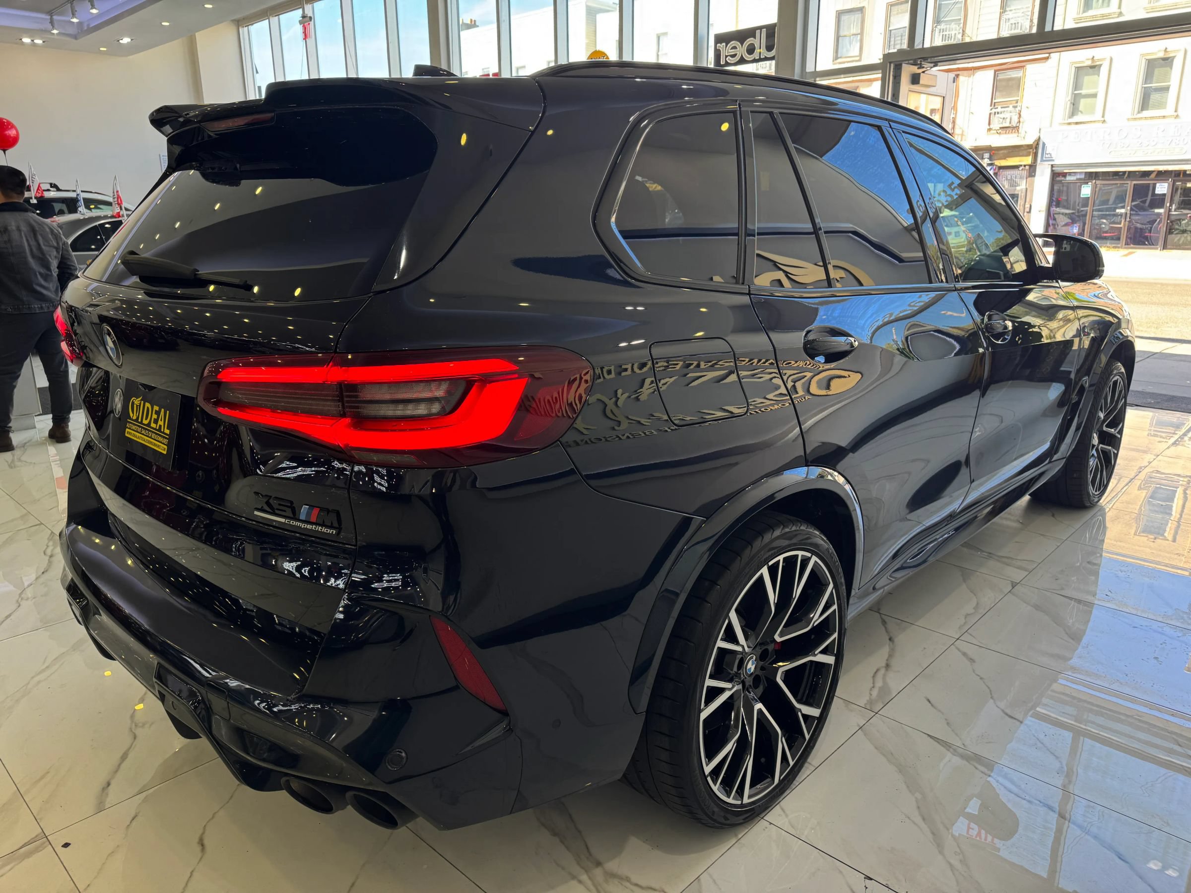 Used 2022 BMW X5 M w/ Competition Package 2 AWD/4WD image 7