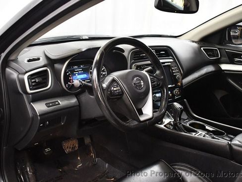 Used 2017 Nissan Maxima 3.5 SV image 5