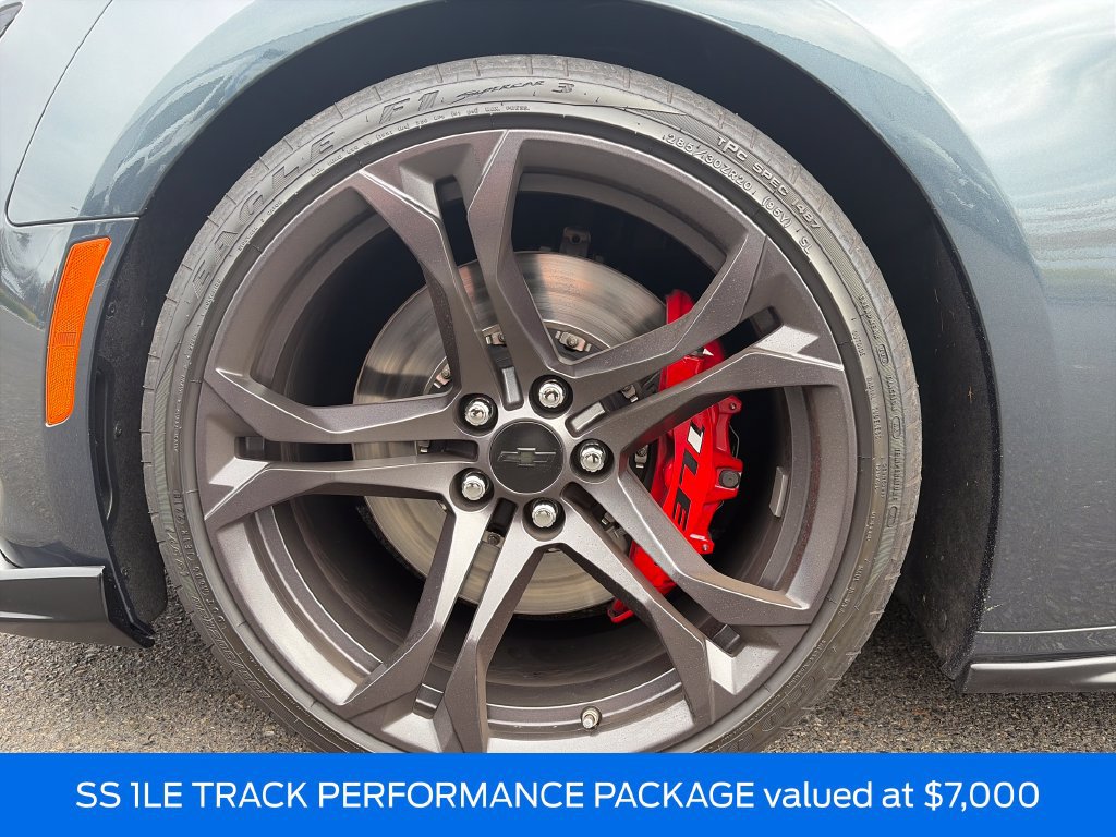 Used 2019 Chevrolet Camaro SS RWD image 14