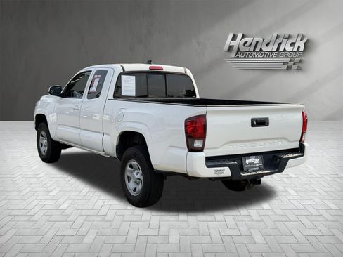 Used 2021 Toyota Tacoma SR w/ SR Convenience Package RWD image 8