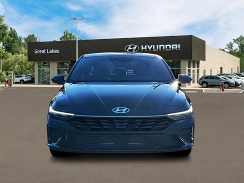 New 2026 Hyundai Elantra SEL Sport FWD image 12